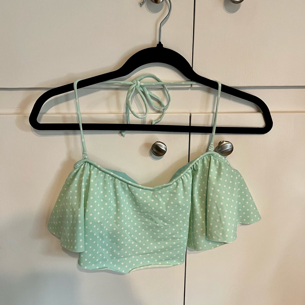 LA Hearts ruffle bikini top size L